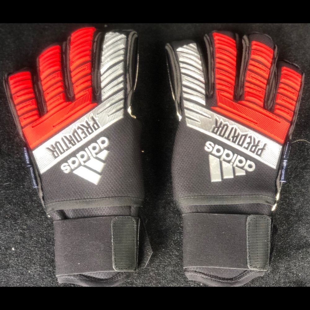 Adidas Predator Pro Ultimate Size 8